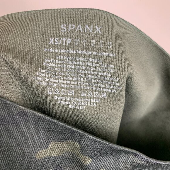 SPANX Green Camo Leggings - Size XS - Picture 2 of 3